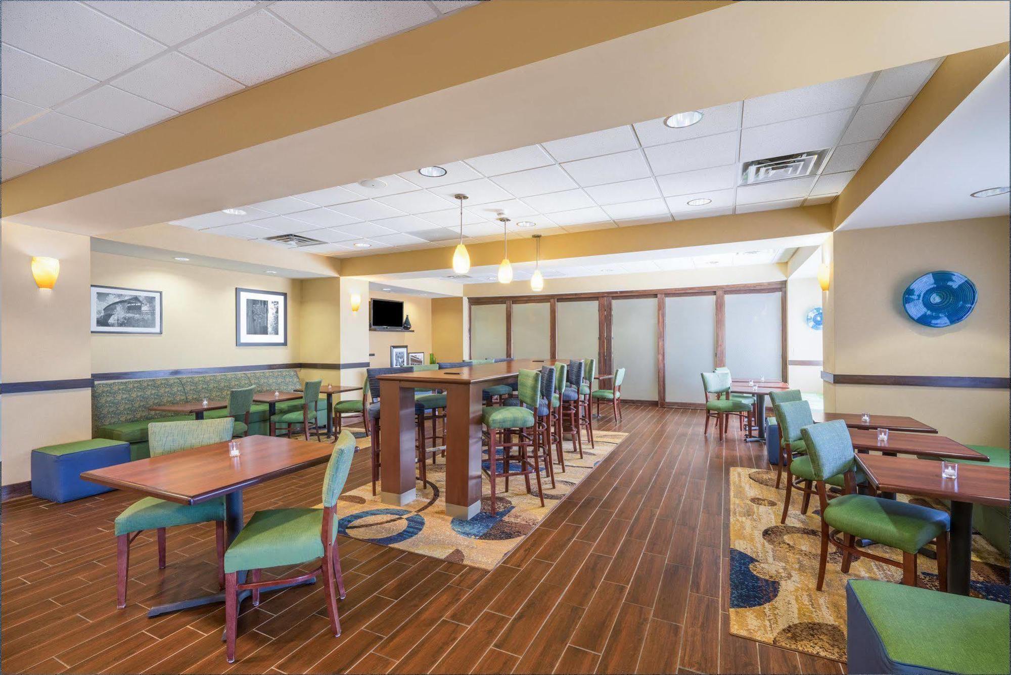 Hampton Inn Maysville Bagian luar foto