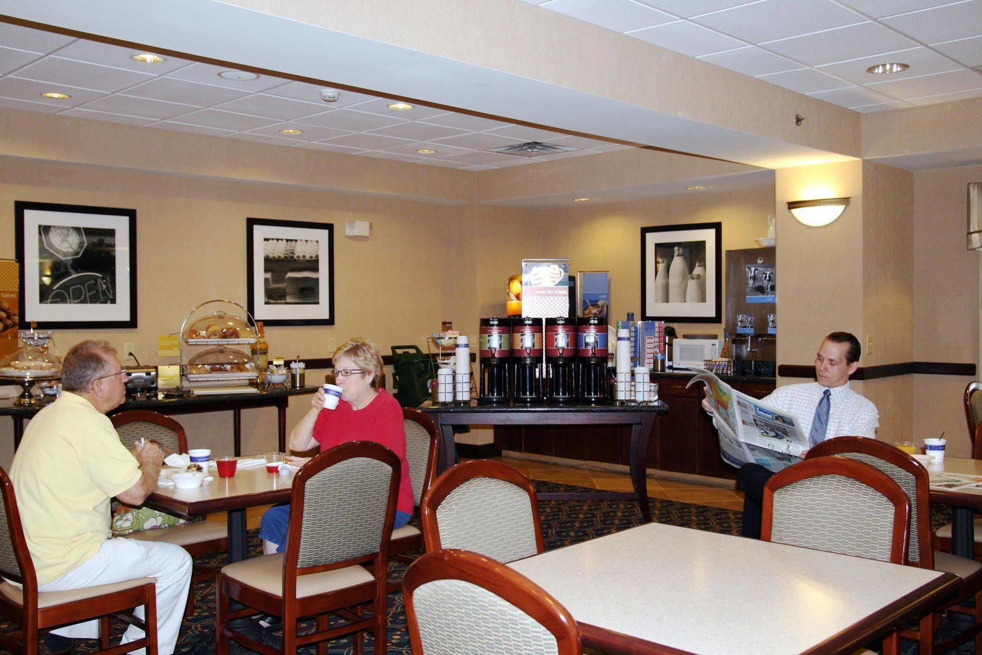 Hampton Inn Maysville Restoran foto
