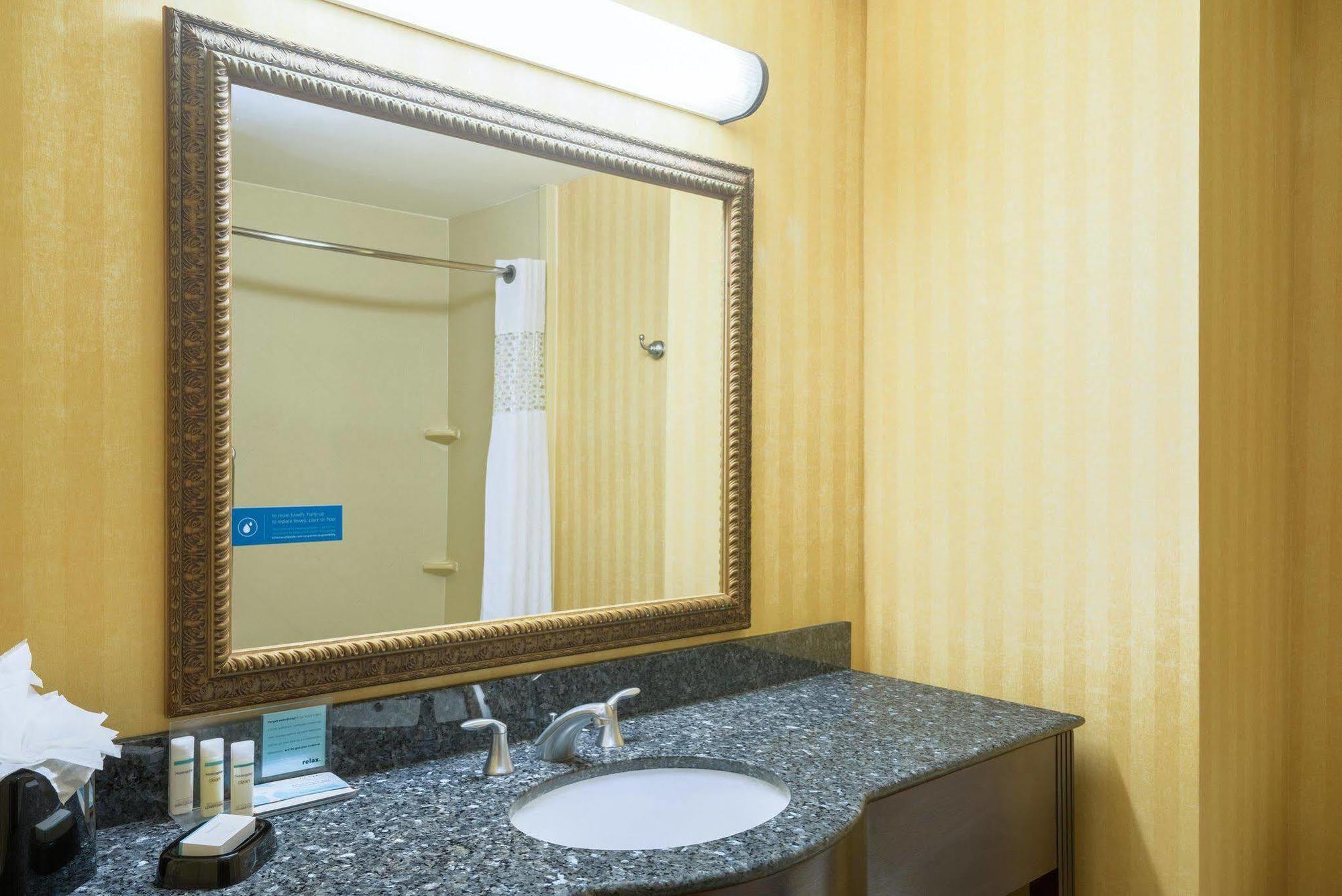 Hampton Inn Maysville Bagian luar foto
