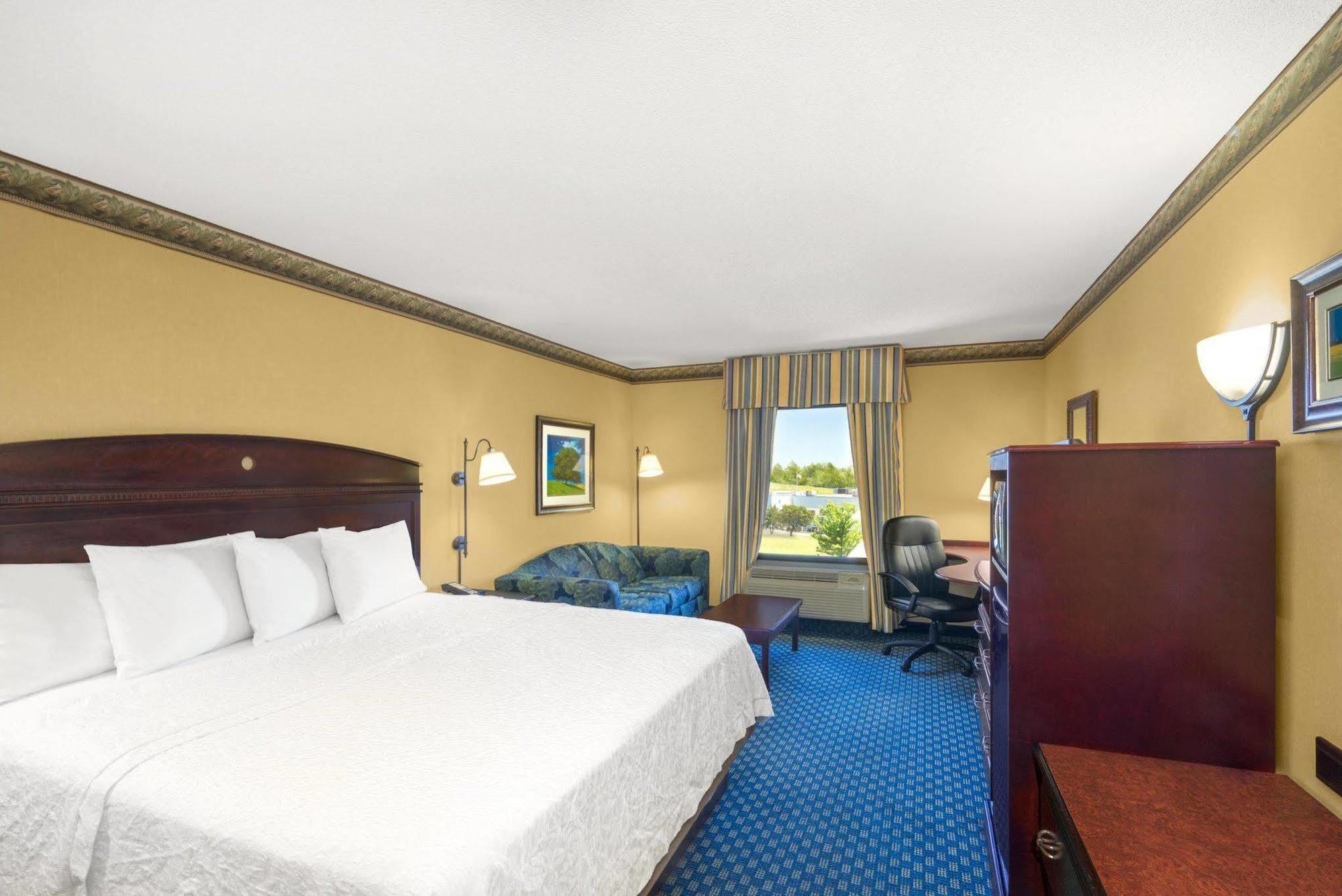 Hampton Inn Maysville Bagian luar foto