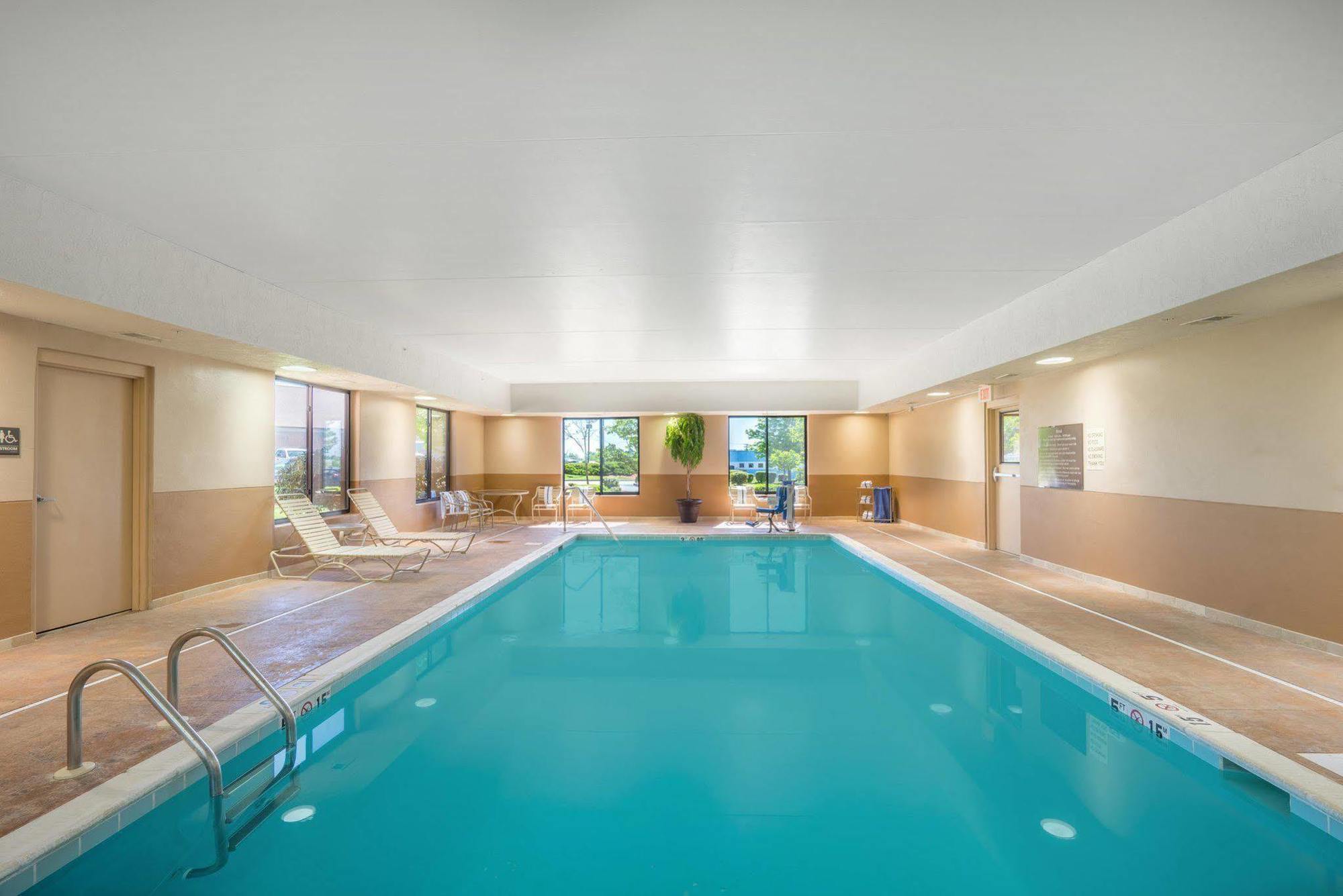 Hampton Inn Maysville Bagian luar foto