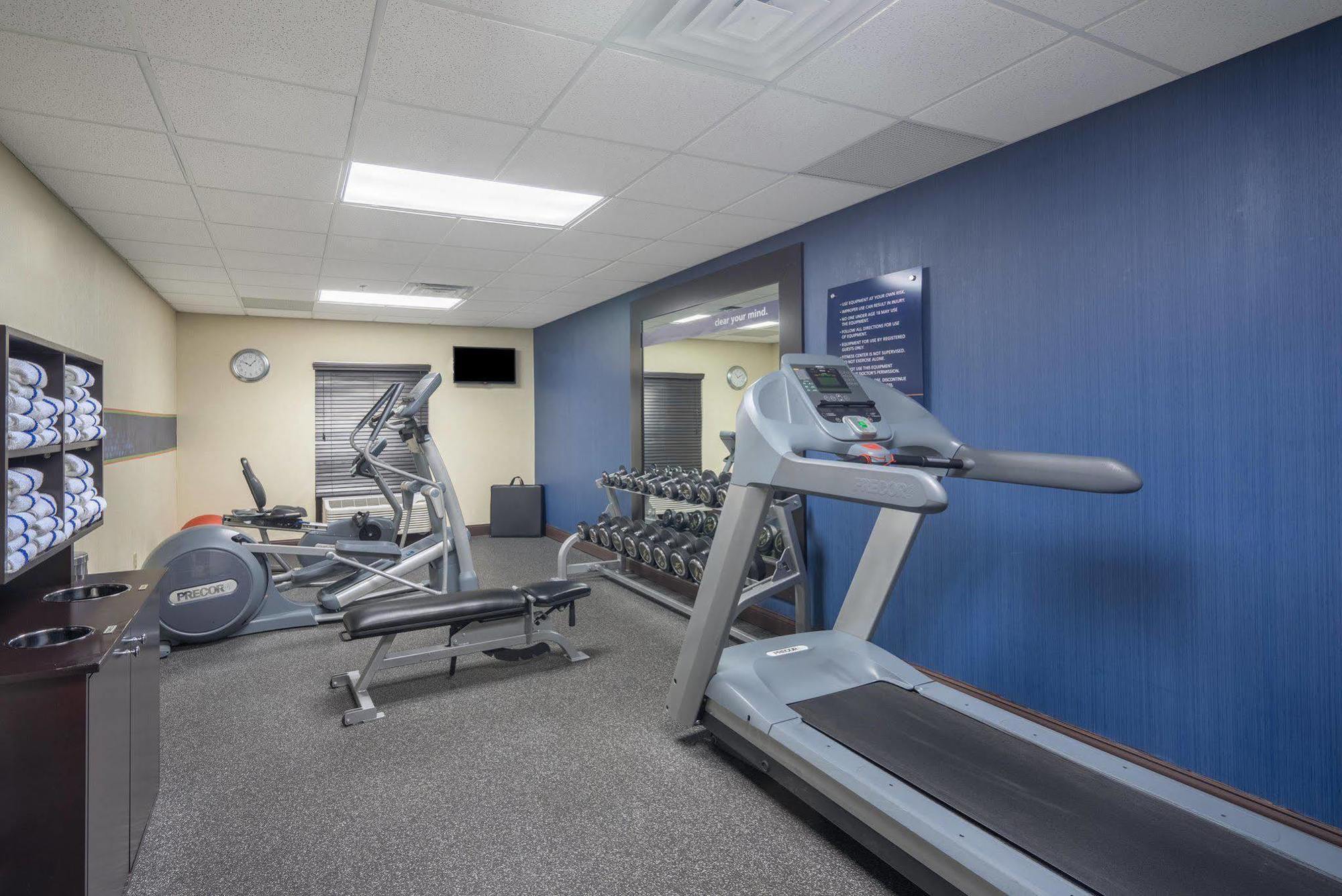 Hampton Inn Maysville Bagian luar foto